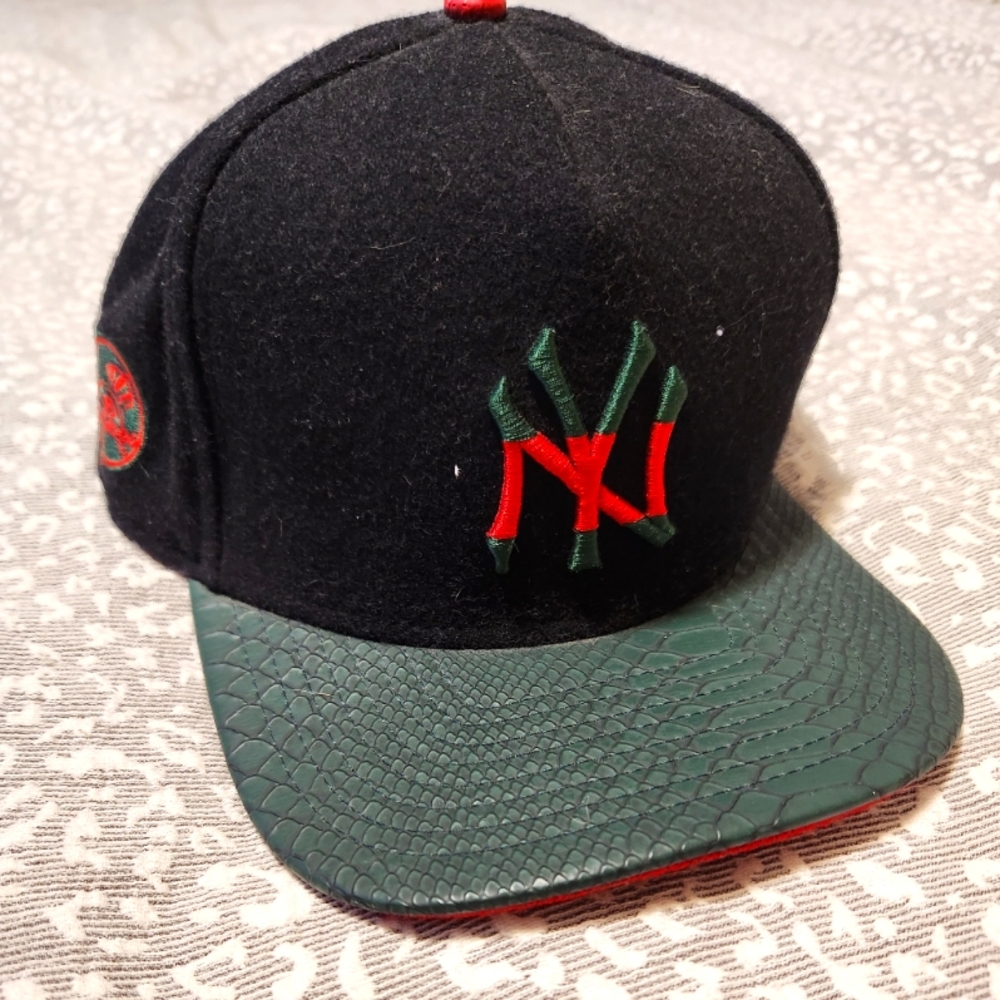 Custom new era new york Gucci faux croc strapback